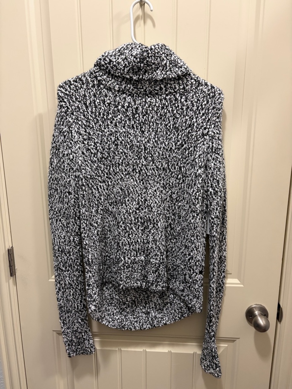 Cozy Black & White Marled Turtleneck Sweater